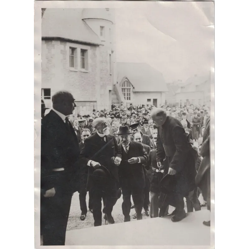 PAUL DOUMER PRESIDENT DE LA REPUBLIQUE EN VISITE A ANIZY LE CHATEAU LE 27 JUILLET 1931.